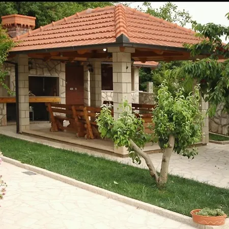 Aleksic