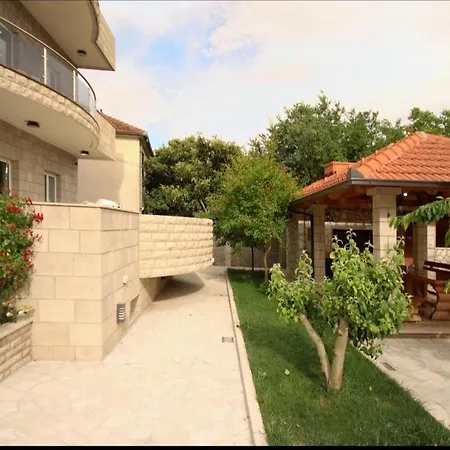 Apartment Aleksic